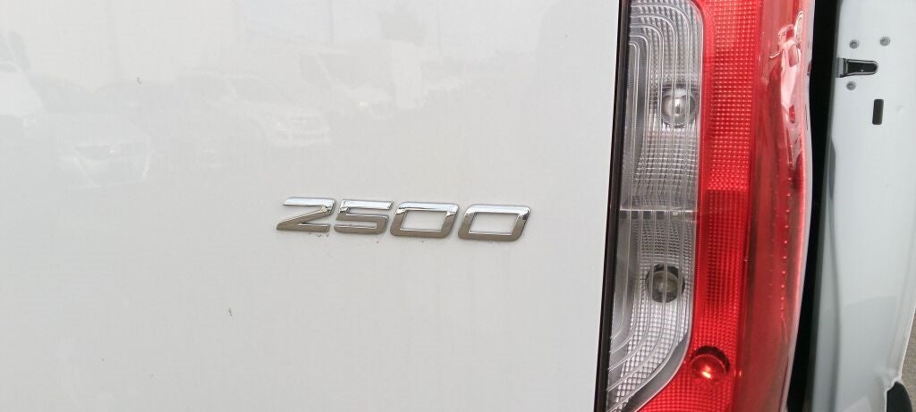 2023 Mercedes-Benz Sprinter 2500 Standard Roof I4 Diesel 144" RWD
